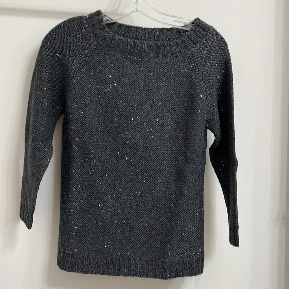 Sweater - Picture 1 of 3